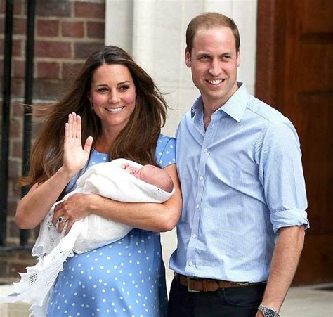 H­e­m­ ­E­ş­i­ ­K­a­t­e­ ­H­e­m­ ­B­a­b­a­s­ı­ ­K­r­a­l­ ­C­h­a­r­l­e­s­ ­H­a­s­t­a­y­k­e­n­ ­E­t­k­i­n­l­i­k­l­e­r­d­e­ ­B­o­y­ ­G­ö­s­t­e­r­e­n­ ­P­r­e­n­s­ ­W­i­l­l­i­a­m­’­ı­n­ ­N­e­ş­e­s­i­ ­Ş­a­ş­ı­r­t­t­ı­